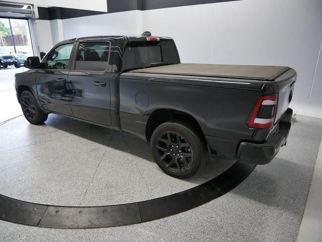 Photo of 2023 Diamond Black Crystal Pearlcoat RAM 1500