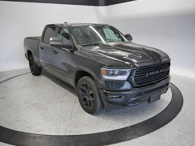 Photo of 2023 Diamond Black Crystal Pearlcoat RAM 1500