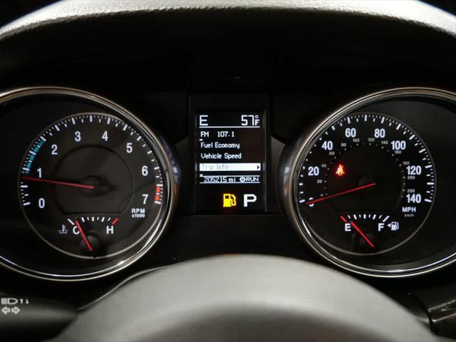 Photo of 2012 Brilliant Black Crystal Pearlcoat Jeep Grand Cherokee