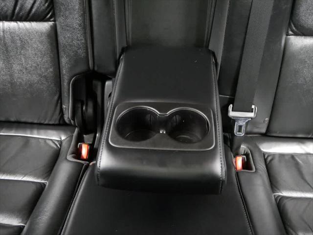 Photo of 2012 Brilliant Black Crystal Pearlcoat Jeep Grand Cherokee