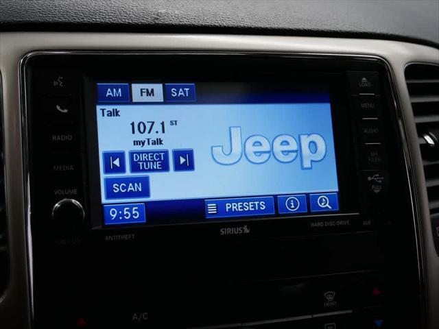 Photo of 2012 Brilliant Black Crystal Pearlcoat Jeep Grand Cherokee