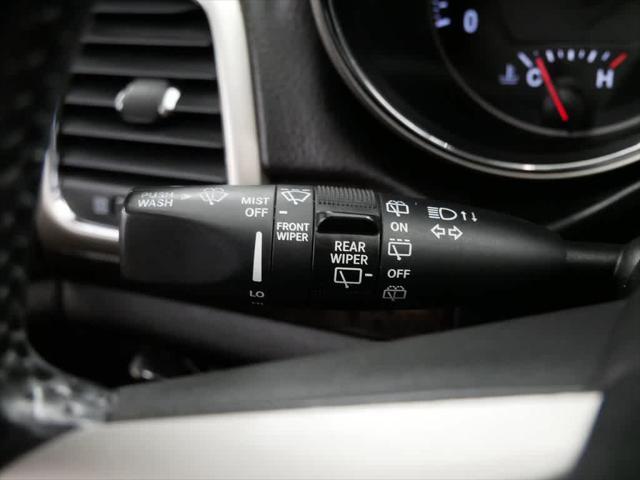 Photo of 2012 Brilliant Black Crystal Pearlcoat Jeep Grand Cherokee