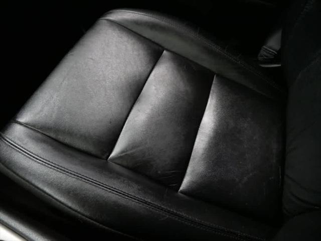 Photo of 2012 Brilliant Black Crystal Pearlcoat Jeep Grand Cherokee