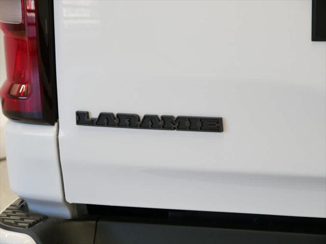 Photo of 2025 Bright White Clearcoat RAM 1500