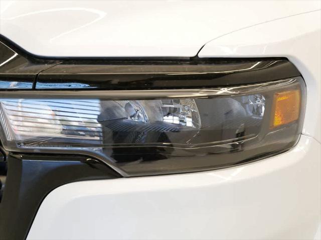 Photo of 2025 Bright White Clearcoat RAM 1500