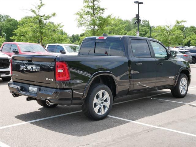 Photo of 2025 Diamond Black Crystal Pearlcoat RAM 1500