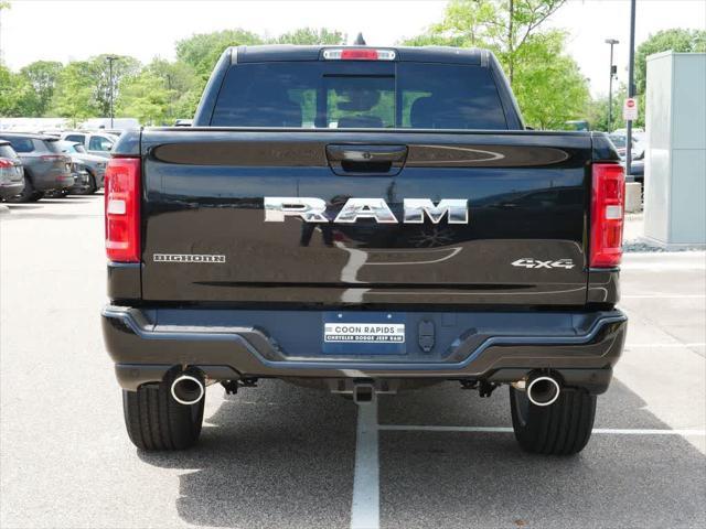 Photo of 2025 Diamond Black Crystal Pearlcoat RAM 1500