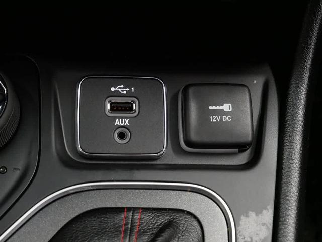 Photo of 2022 Sting-Gray Clearcoat Jeep Cherokee