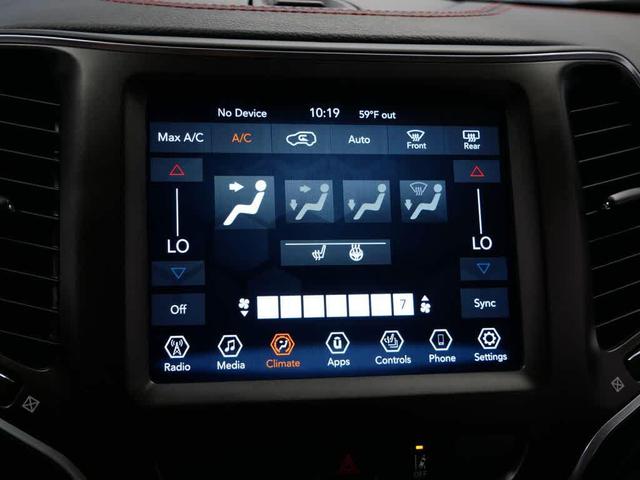 Photo of 2022 Sting-Gray Clearcoat Jeep Cherokee