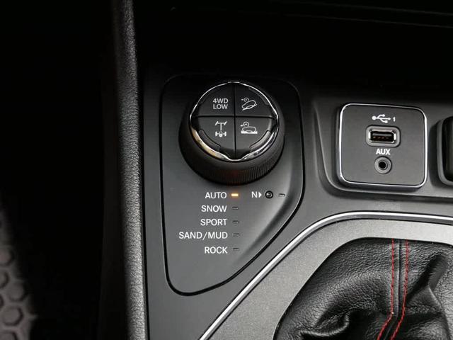 Photo of 2022 Sting-Gray Clearcoat Jeep Cherokee