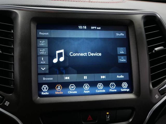 Photo of 2022 Sting-Gray Clearcoat Jeep Cherokee