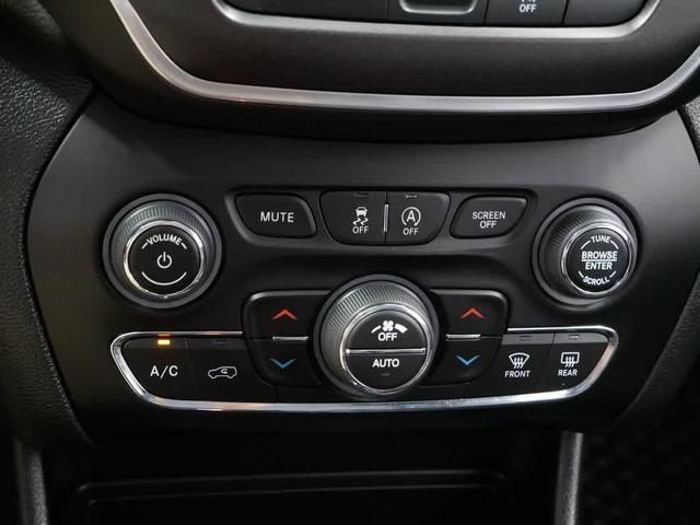 Photo of 2022 Sting-Gray Clearcoat Jeep Cherokee