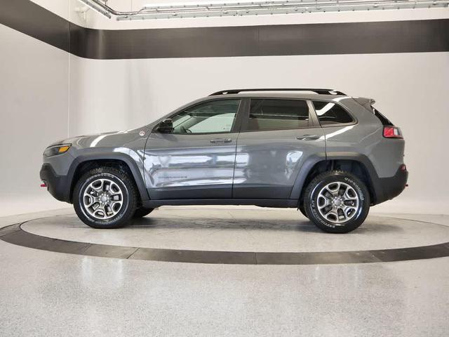 Photo of 2022 Sting-Gray Clearcoat Jeep Cherokee