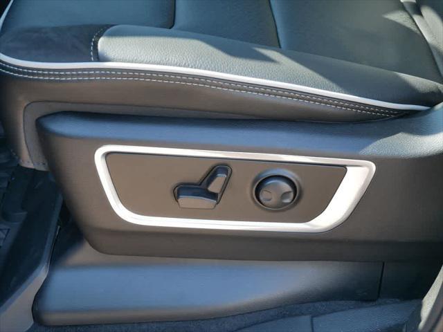 Photo of 2025 Billet Silver Metallic Clearcoat RAM 1500