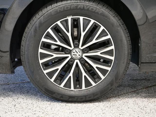 Photo of 2021 Black Volkswagen Jetta