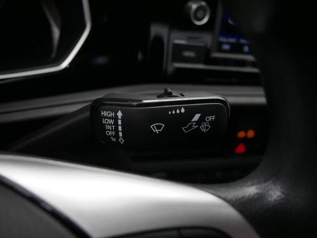 Photo of 2021 Black Volkswagen Jetta