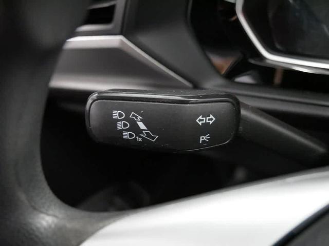 Photo of 2021 Black Volkswagen Jetta
