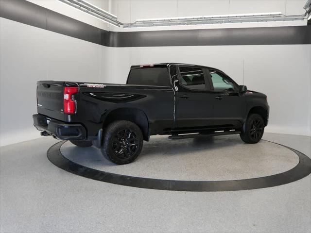 Photo of 2023 Black Chevrolet Silverado 1500