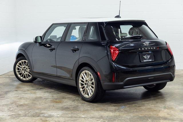 Photo of 2025 Midnight Black II MINI Hardtop