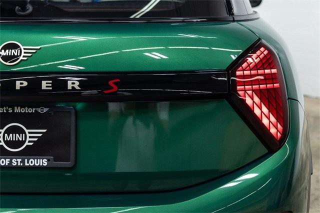 Photo of 2026 British Racing Green MINI Hardtop