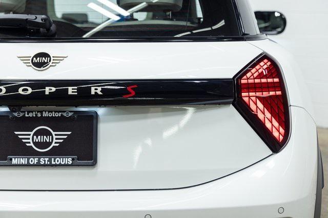 Photo of 2025 Nanuq White Metallic MINI Hardtop