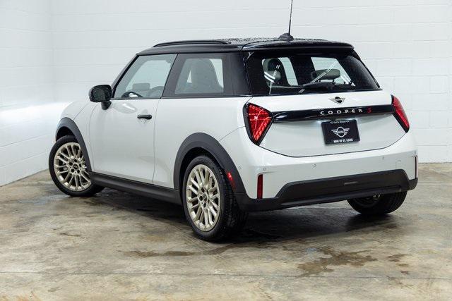 Photo of 2025 Nanuq White Metallic MINI Hardtop