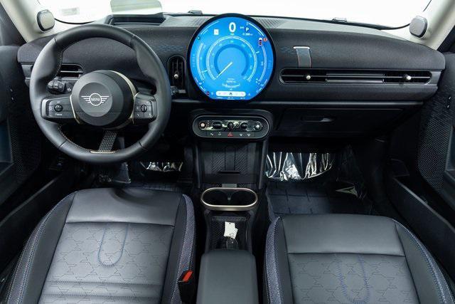 Photo of 2025 Melting Silver III Metallic MINI Hardtop