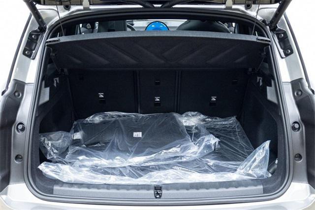 Photo of 2026 Melting Silver III Metallic MINI Countryman