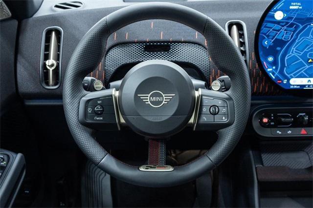 Photo of 2026 Melting Silver III Metallic MINI Countryman