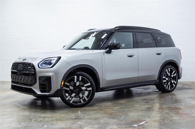 Photo of 2026 Melting Silver III Metallic MINI Countryman
