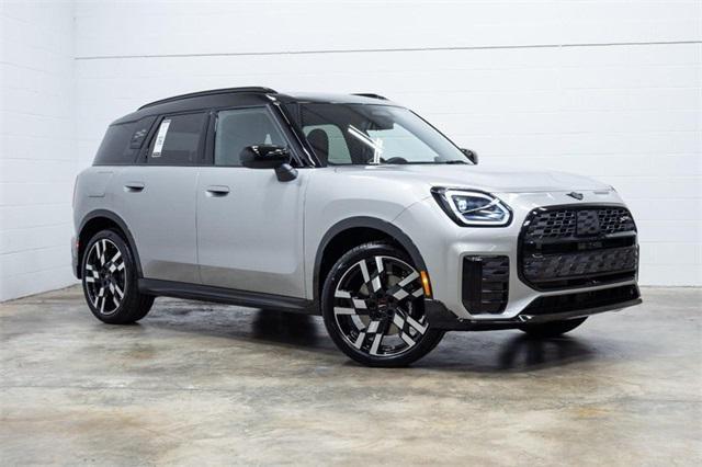 Photo of 2026 Melting Silver III Metallic MINI Countryman