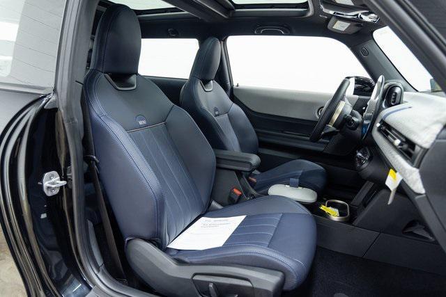 Photo of 2025 Midnight Black II MINI Hardtop