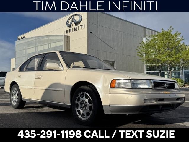 1992 Nissan Maxima
