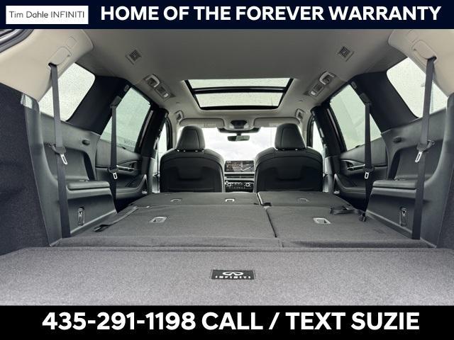 Photo of 2025 Diamond Black INFINITI QX60