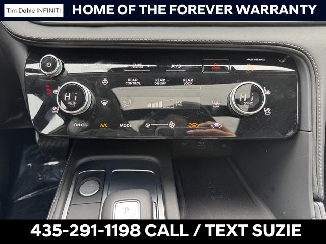 Photo of 2025 Diamond Black INFINITI QX60
