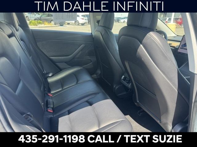 Photo of 2018 Blue Tesla Model 3