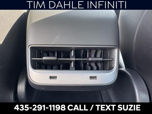 Photo of 2020 White Tesla Model 3