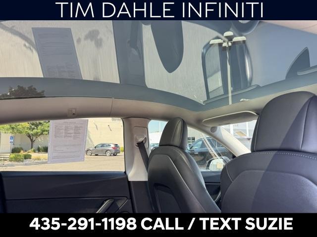 Photo of 2021 Gray Tesla Model Y