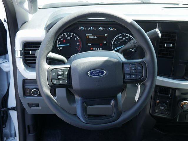 Photo of 2025 Oxford White Ford F-350