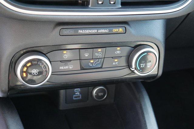 Photo of 2021 Agate Black Metallic Ford Escape