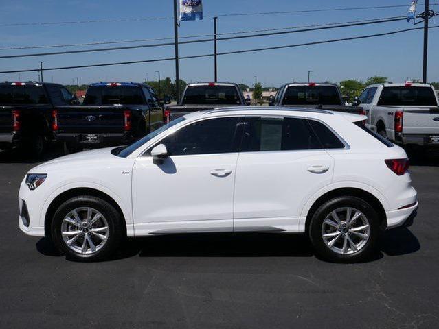 Photo of 2024 White Audi Q3
