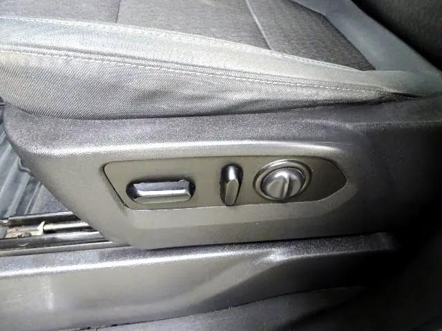 Photo of 2019 Summit White GMC Sierra 1500