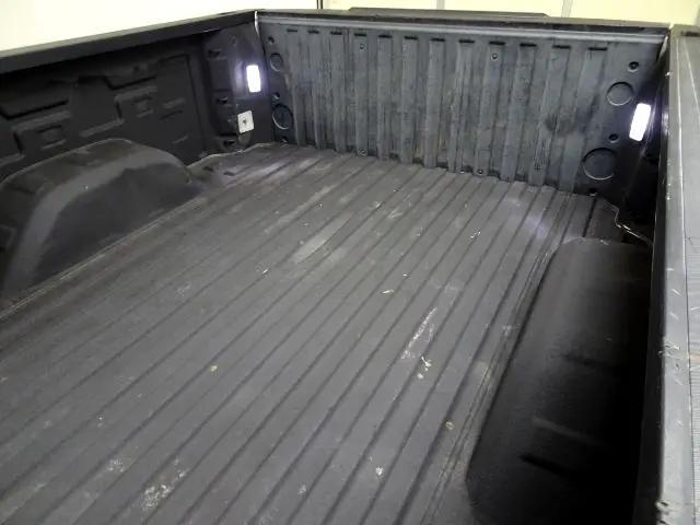 Photo of 2019 Summit White GMC Sierra 1500
