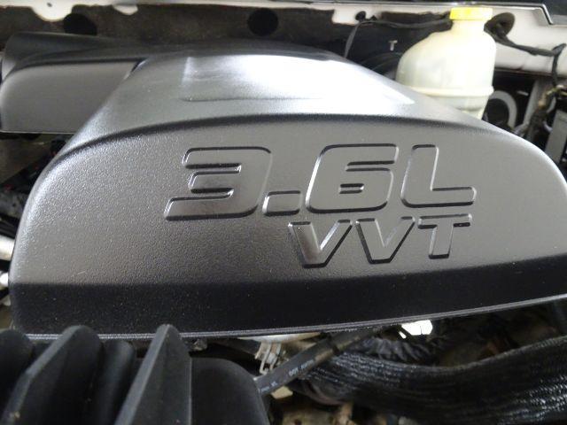 Photo of 2016 Bright White Clearcoat RAM 1500