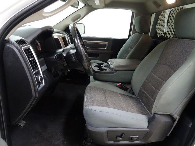Photo of 2016 Bright White Clearcoat RAM 1500