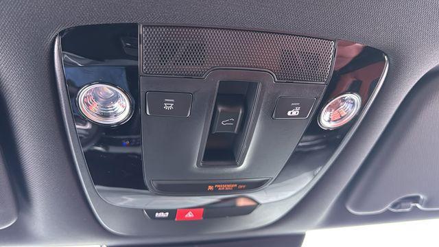 Photo of 2025 Fusion Black Kia Sportage Hybrid