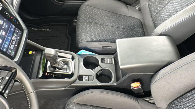 Photo of 2025 Ice Silver Metallic Subaru Forester