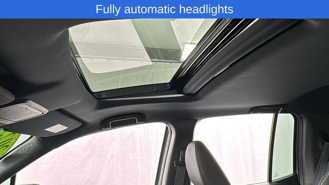 Photo of 2023 Lunar Silver Metallic Honda Ridgeline