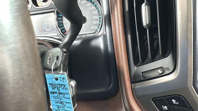 Photo of 2018 Deep Ocean Blue Metallic Chevrolet Silverado 1500