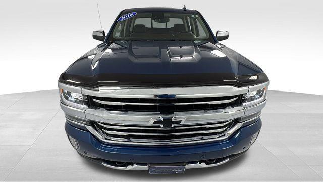 Photo of 2018 Deep Ocean Blue Metallic Chevrolet Silverado 1500